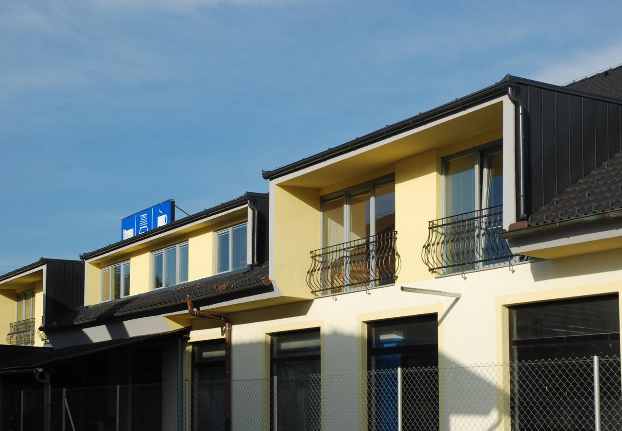 Hostel Novak Novo Mesto Exterior foto